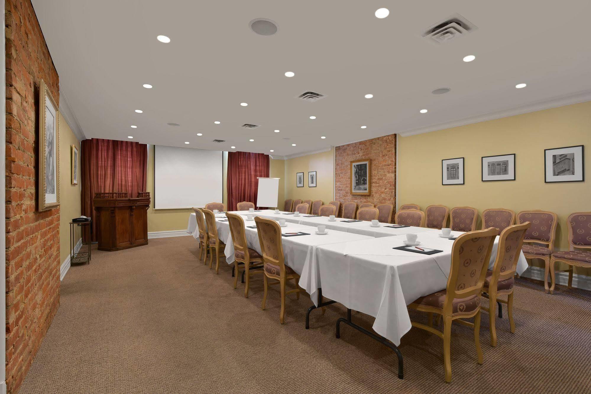 מונטריאול Hotel Bonaparte מראה חיצוני תמונה