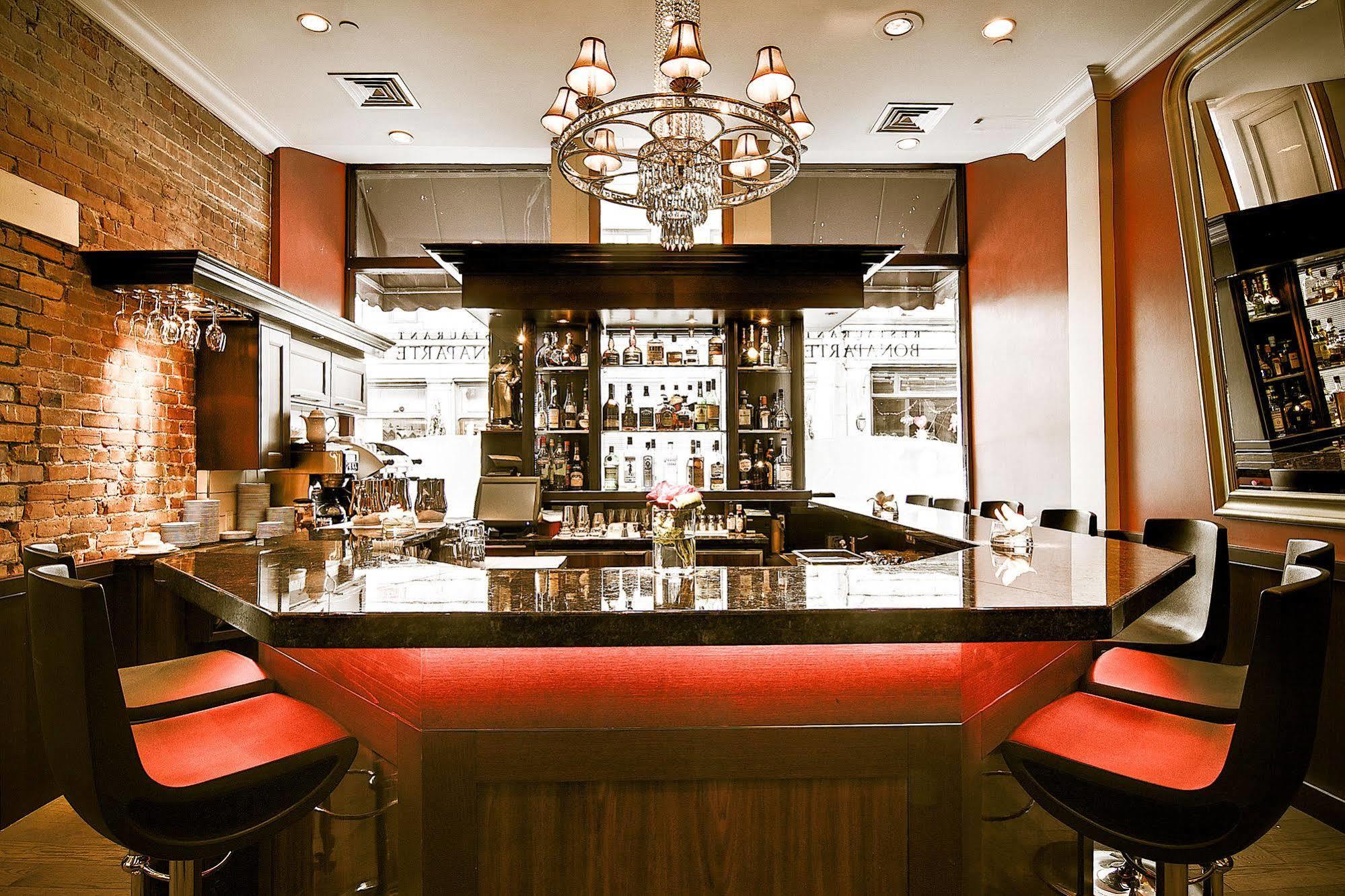 מונטריאול Hotel Bonaparte מראה חיצוני תמונה